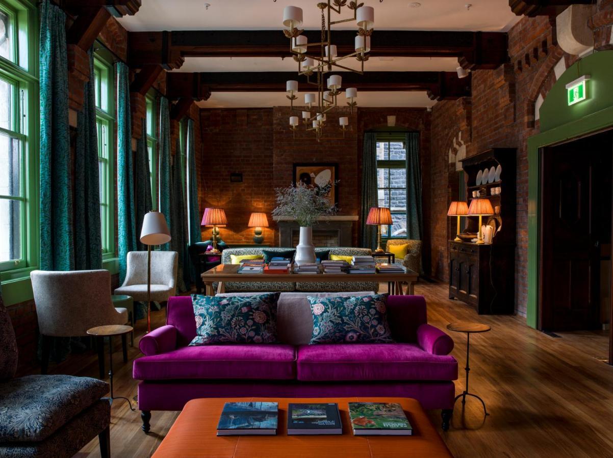 The Observatory Hotel Christchurch Bagian luar foto The Library at The Dean